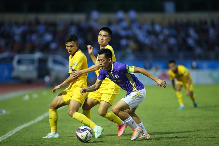 Nhận định Hà Nội vs SLNA 19h15 ngày 9/2/2025: Chưa thể ăn mừng - Ảnh 4