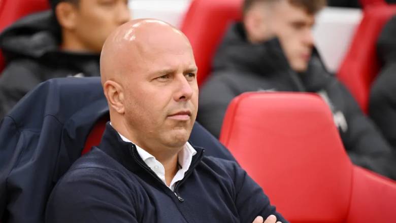 A match in Bolivia descends into absolute chaos with 17 red cards - Ảnh 1